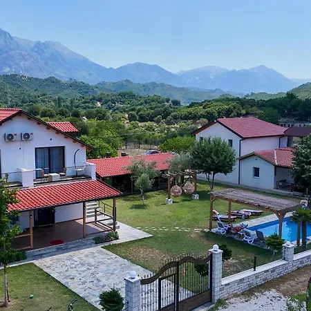 Micaj Luni Guest house Himare